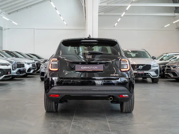 FIAT 600 1.2 Hybrid La Prima / Leder Sitze / Navi