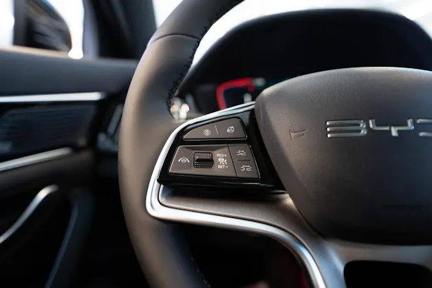 BYD Seal U DM-i Boost / Panorama / Head-Up Display / 360 Kamera