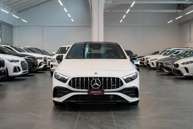 MERCEDES-BENZ A 35 AMG 4matic Limousine / Facelift / Rückfahrkamera / Ambientebeleuchtung