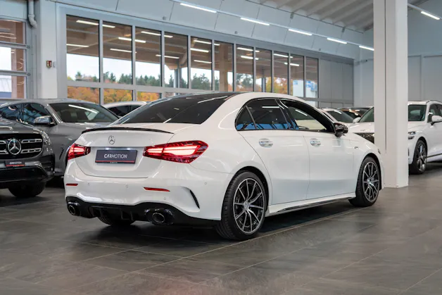 MERCEDES-BENZ A 35 AMG 4matic Limousine / Facelift / Rückfahrkamera / Ambientebeleuchtung