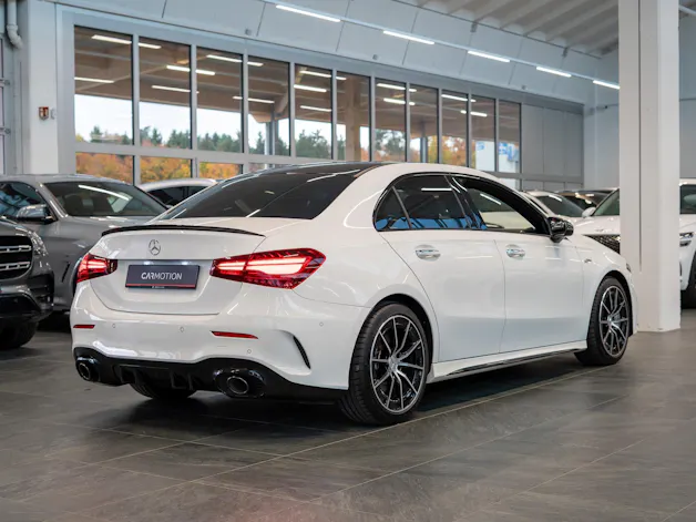 MERCEDES-BENZ A 35 AMG 4matic Limousine / Facelift / Rückfahrkamera / Ambientebeleuchtung