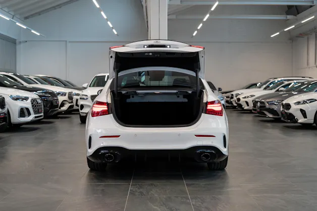 MERCEDES-BENZ A 35 AMG 4matic Limousine / Facelift / Rückfahrkamera / Ambientebeleuchtung
