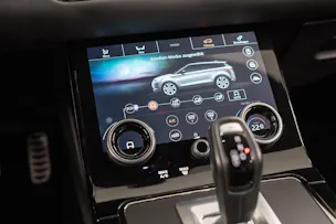 Land Rover Range Rover Evoque 2.0 T 250 R-Dynamic SE / CH-Fahrzeug