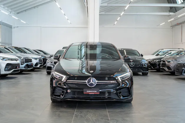 MERCEDES-BENZ A 35 AMG 4matic Limousine / Panorama-Schiebedach / Burmester / Ambiente-Beleuchtung