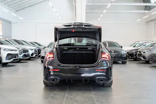MERCEDES-BENZ A 35 AMG 4matic Limousine / Panorama-Schiebedach / Burmester / Ambiente-Beleuchtung