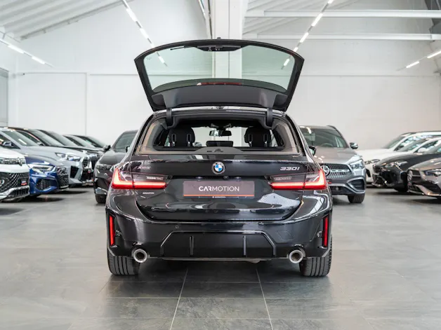 BMW 330i xDrive M Sport Touring / LCI / Rückfahrkamera / el.Heckklappe