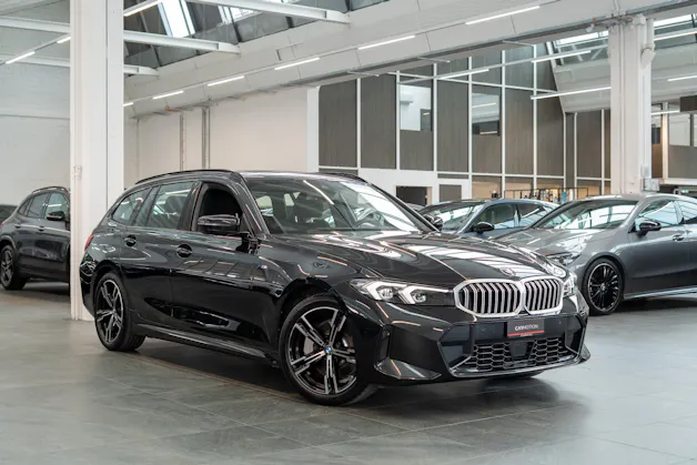 BMW 330i xDrive M Sport Touring / LCI / Rückfahrkamera / el.Heckklappe