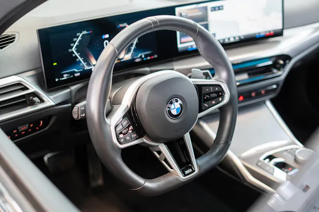 BMW 330i xDrive M Sport Touring / LCI / Rückfahrkamera / el.Heckklappe
