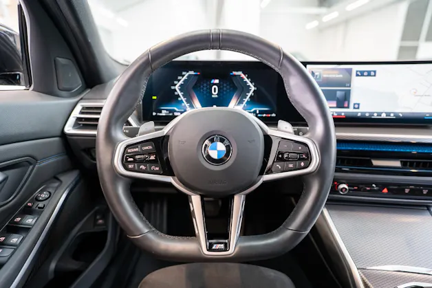 BMW 330i xDrive M Sport Touring / LCI / Rückfahrkamera / el.Heckklappe