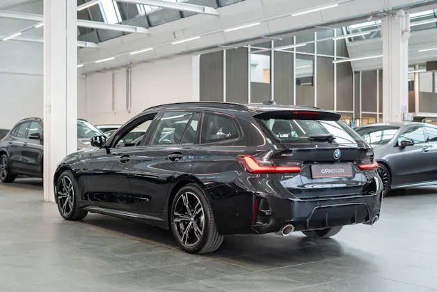 BMW 330i xDrive M Sport Touring / LCI / Rückfahrkamera / el.Heckklappe