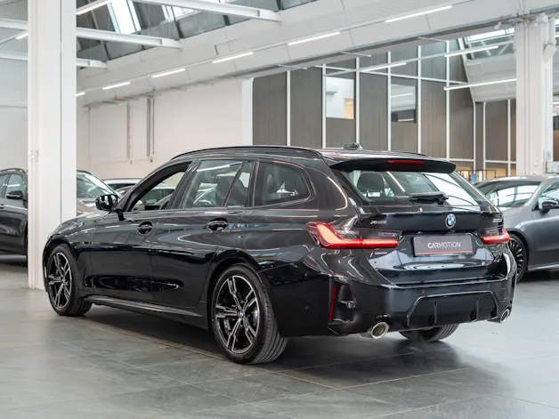 BMW 330i xDrive M Sport Touring / LCI / Rückfahrkamera / el.Heckklappe