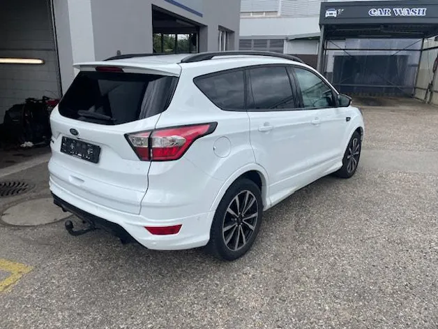 FORD Kuga 2.0 TDCi ST Line High 4WD PowerShift