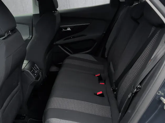 PEUGEOT 3008 1.2 PureTech Active