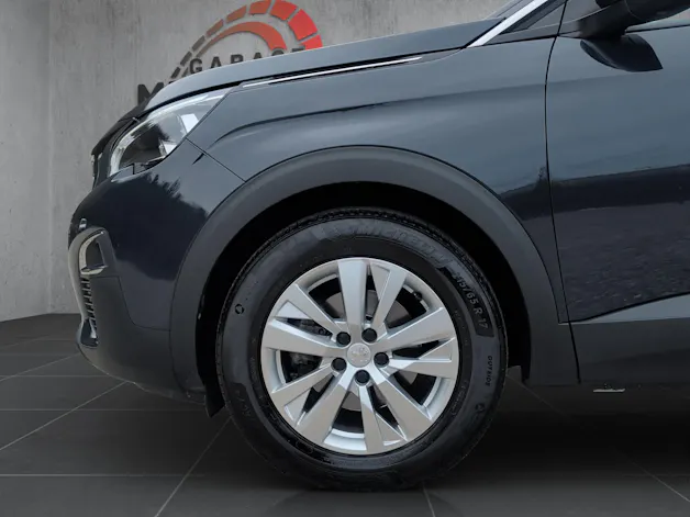PEUGEOT 3008 1.2 PureTech Active