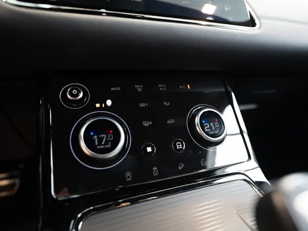 Land Rover Range Rover Evoque 2.0 D 165 R-Dynamic SE / Rückfahrkamera / el.Sitze / el.Heckklappe