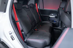 MERCEDES-BENZ GLB 35 AMG 4matic / Facelift / Ambiente-Beleuchtung / Rückfahrkamera