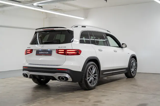 MERCEDES-BENZ GLB 35 AMG 4matic / Facelift / Ambiente-Beleuchtung / Rückfahrkamera