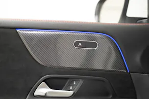 MERCEDES-BENZ GLB 35 AMG 4matic / Facelift / Ambiente-Beleuchtung / Rückfahrkamera