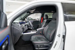 MERCEDES-BENZ GLB 35 AMG 4matic / Facelift / Ambiente-Beleuchtung / Rückfahrkamera