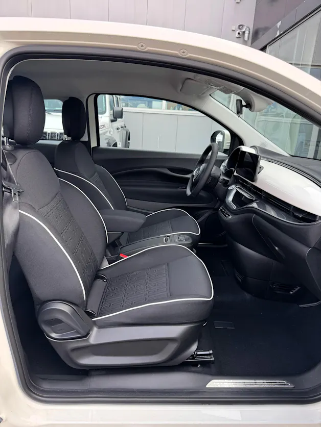 FIAT 500 electric 87 kW Swiss Edition