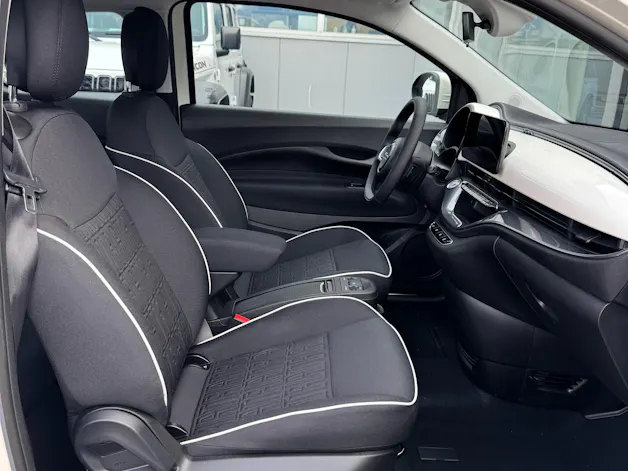 FIAT 500 electric 87 kW Swiss Edition