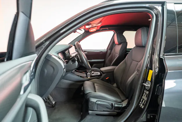 BMW X3 20i xDrive SAG M Sport / AHK / 360°Kamera / el.Heckklappe