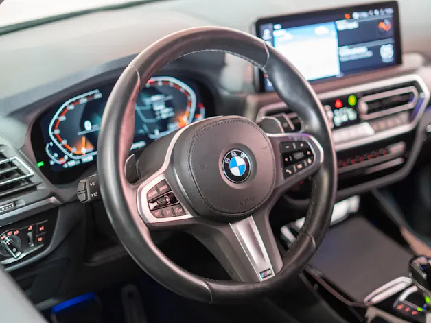 BMW X3 20i xDrive SAG M Sport / AHK / 360°Kamera / el.Heckklappe