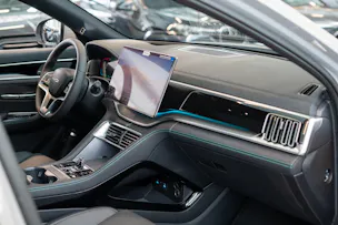 BYD Seal U DM-i Design AWD / Panorama / Head-Up Display / 360 Kamera
