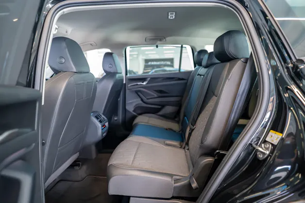 VW Tayron 2.0 TDI SCR Life DSG / 7Plätzer / 360°Kamera / Digital Cockpit