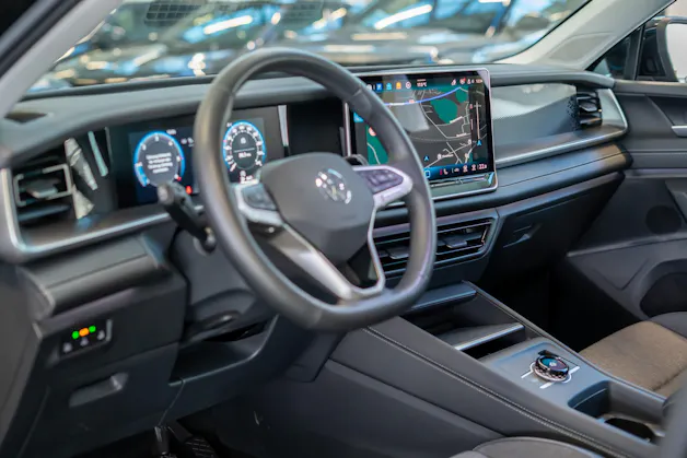 VW Tayron 2.0 TDI SCR Life DSG / 7Plätzer / 360°Kamera / Digital Cockpit