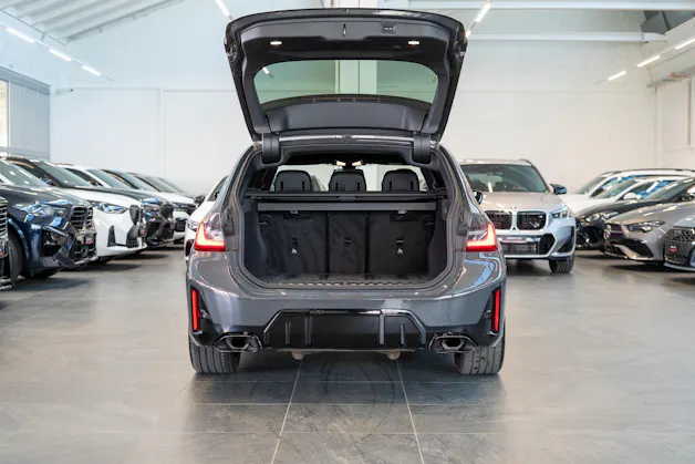 BMW M340d xDrive Touring / M Sport Pro / LCI / Panorama / 360°Kamera / HeadUp