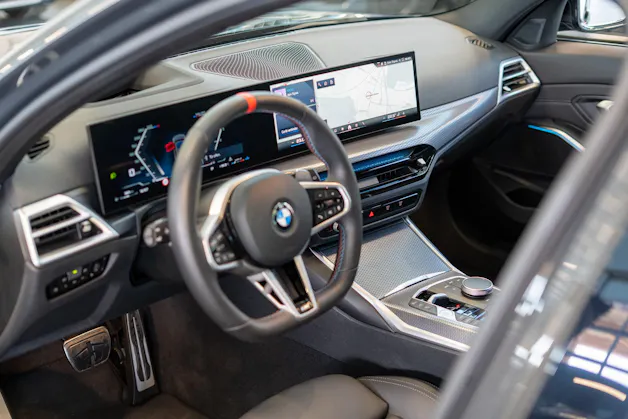 BMW M340d xDrive Touring / M Sport Pro / LCI / Panorama / 360°Kamera / HeadUp