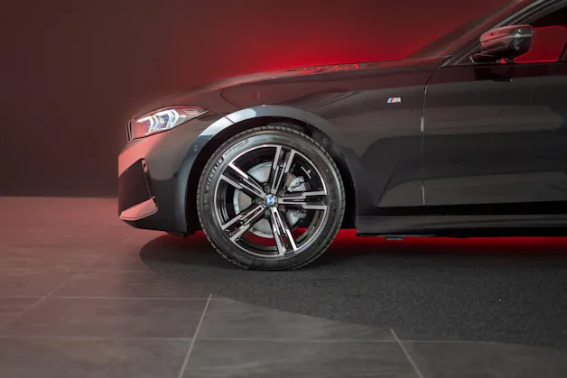 BMW 320d M Sport SAG / 360°Kamera / HeadUp / el.Heckklappe