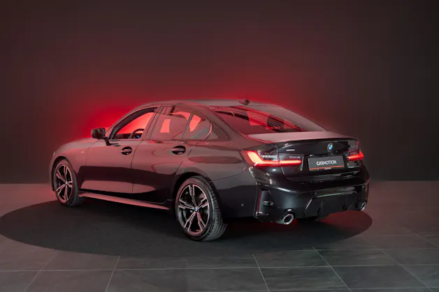 BMW 320d M Sport SAG / 360°Kamera / HeadUp / el.Heckklappe
