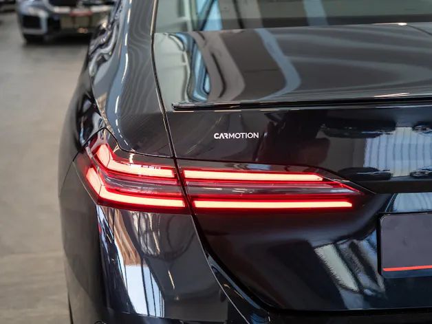 BMW 520i M Sport / Iconic Glow / 4-Zonen Klima / Harman Kardon / Sitzheizung & Lüftung