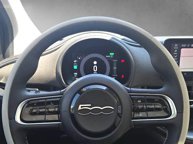 FIAT 500 electric 87 kW La Prima By Bocelli