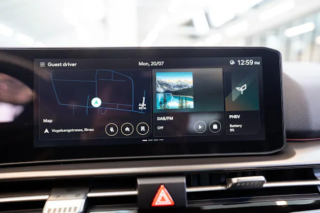 Kia Sportage 1.6T-GDi PHEV GT-Line Power Edition A / Panorama-Schiebedach