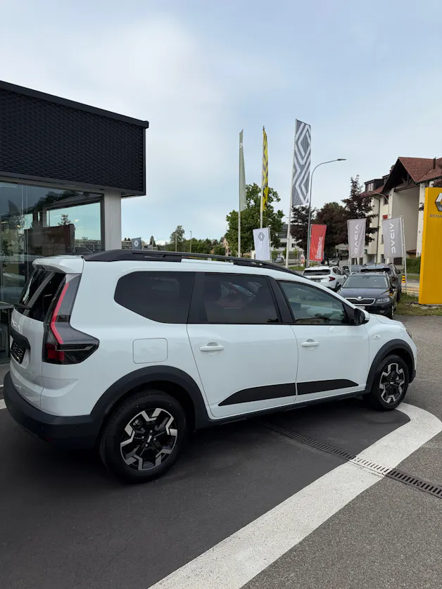 DACIA Jogger HEV 155 Journey