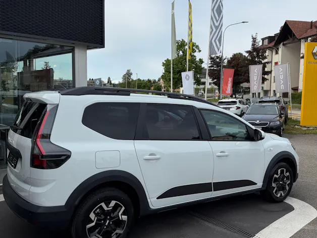 DACIA Jogger HEV 155 Journey