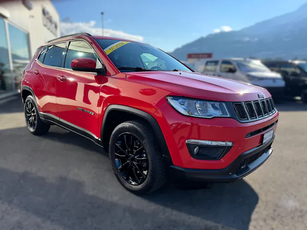 JEEP Compass 4x2 1.3 Turbo Night Eagle DKG