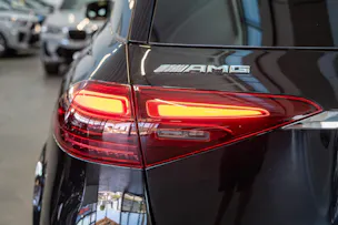 MERCEDES-BENZ GLE 53 AMG 4matic+ / Panorama / Burmester / 360°Kamera