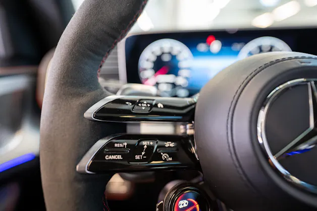 MERCEDES-BENZ GLE 53 AMG 4matic+ / Panorama / Burmester / 360°Kamera
