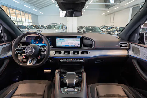 MERCEDES-BENZ GLE 53 AMG 4matic+ / Panorama / Burmester / 360°Kamera