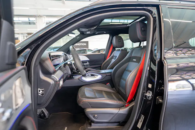 MERCEDES-BENZ GLE 53 AMG 4matic+ / Panorama / Burmester / 360°Kamera