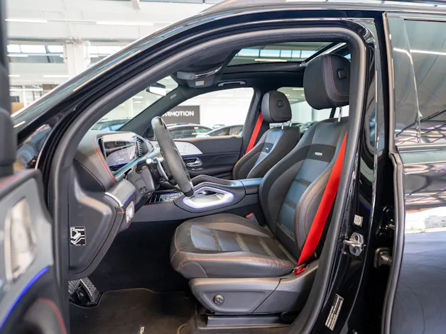 MERCEDES-BENZ GLE 53 AMG 4matic+ / Panorama / Burmester / 360°Kamera