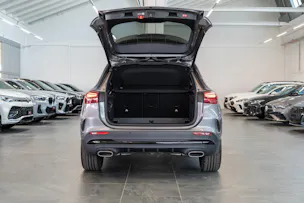 MERCEDES-BENZ GLA 200 Night Star AMG Line / Rückfahrkamera / el.Heckklappe / Ambientebeleuchtung
