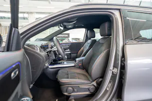 MERCEDES-BENZ GLA 200 Night Star AMG Line / Rückfahrkamera / el.Heckklappe / Ambientebeleuchtung