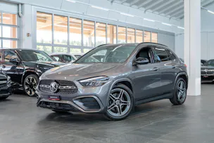 MERCEDES-BENZ GLA 200 Night Star AMG Line / Rückfahrkamera / el.Heckklappe / Ambientebeleuchtung