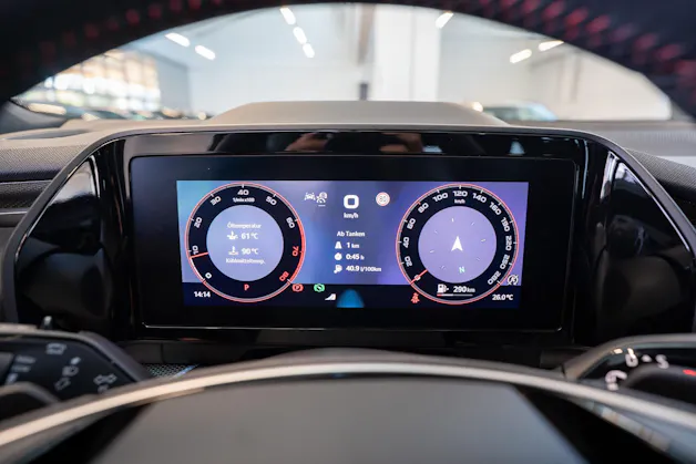 SKODA Kodiaq 2.0 TSI RS / Panorama-Schiebedach / Head-Up Display / Anhängerkupplung