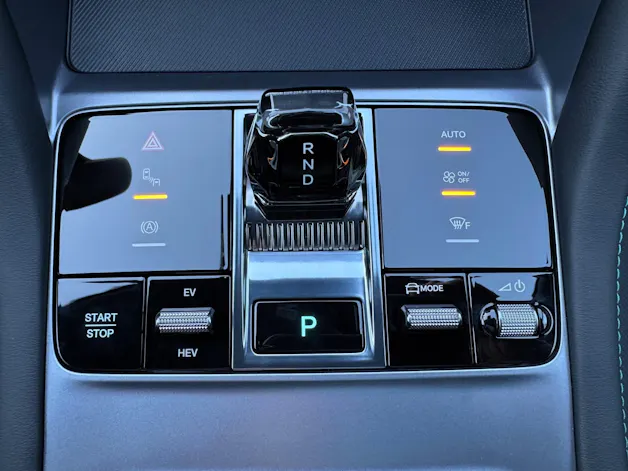 BYD Seal U DM-i Design AWD